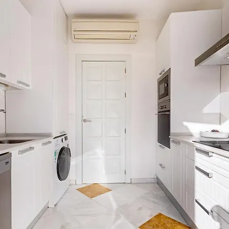 Genteel Abades Apartment Sevilla