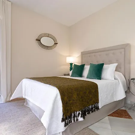 Genteel Abades Apartment Sevilla